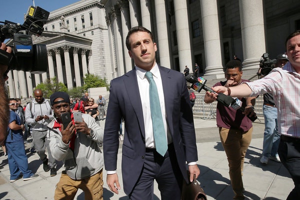 Jay-Z Is Ordered to Testify in Case Involving His Former Fashion Brand